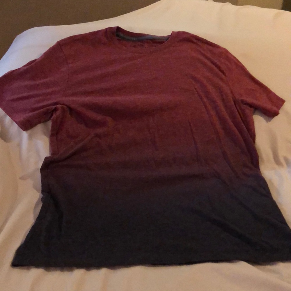 Multicolored tee, ombré style